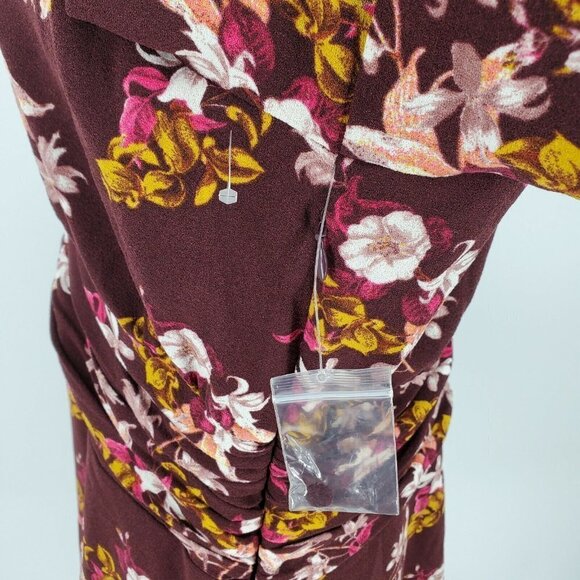 Chelsea28 Ruched Waist Minidress Burgundy Floral Size L NWOT‎ - Picture 7 of 9